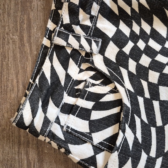 RSQ Black & Ivory Checkered Swirl Denim Mini Skirt, XS - Picture 9 of 16